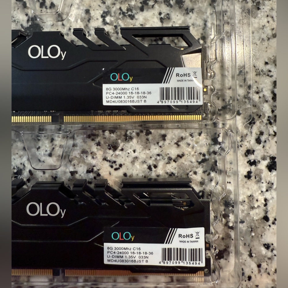 OLOy 16GB RAM (2x8)
